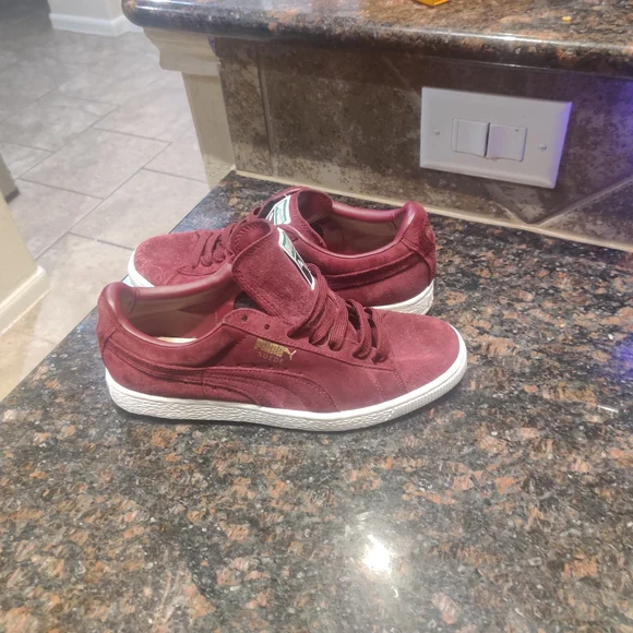 Puma Burgundy Suede Sneakers - Picture 2 of 16